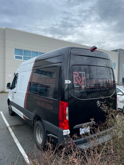 Custom Vehicle Decals & Wraps
